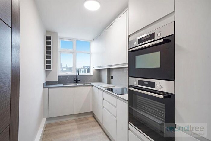 2 Bedroom Flat To Rent In Melvin Hall, Golders Green Road, Golders Green, NW11