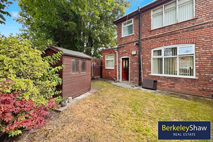 3 Bedroom Semi-Detached House For Sale In Marina Avenue, Litherland, Liverpool, L21