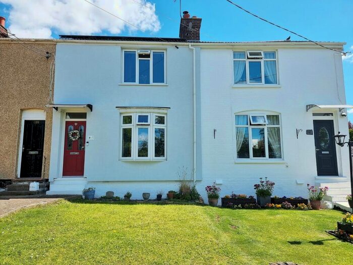 3 Bedroom Terraced House For Sale In Barton Road, Gravenhurst, Bedfordshire, MK45