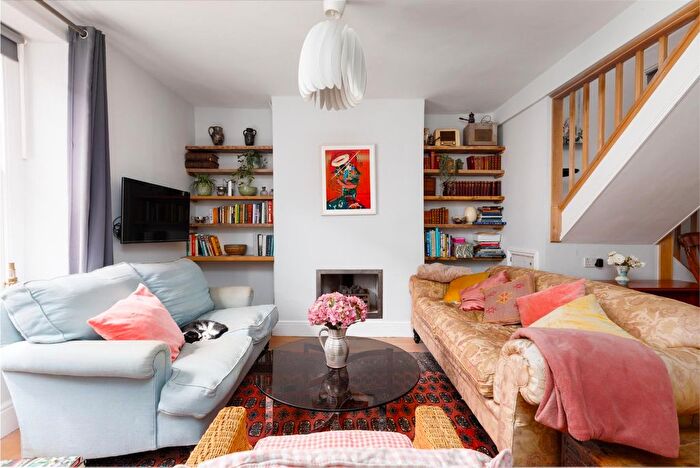 3 Bedroom Terraced House For Sale In Ambra Vale East, Cliftonwood, BS8
