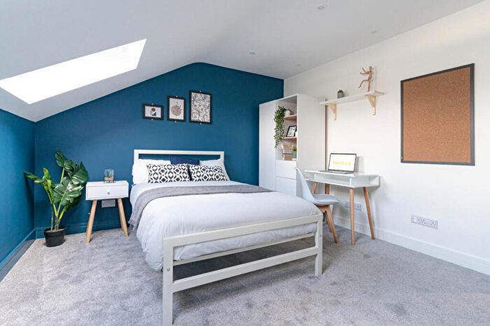 6 Bedroom House To Rent In Cleveland Road, Southsea, Hampshire, PO5