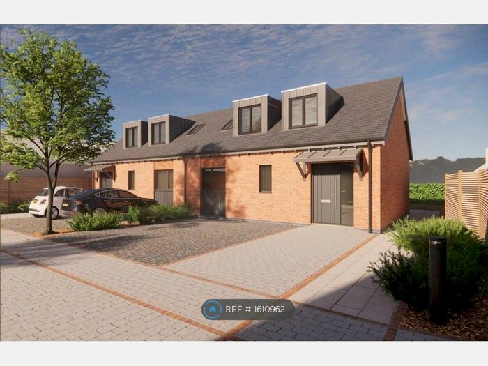 2 Bedroom Semi-Detached House To Rent In Beecroft Close, Leicester, LE19