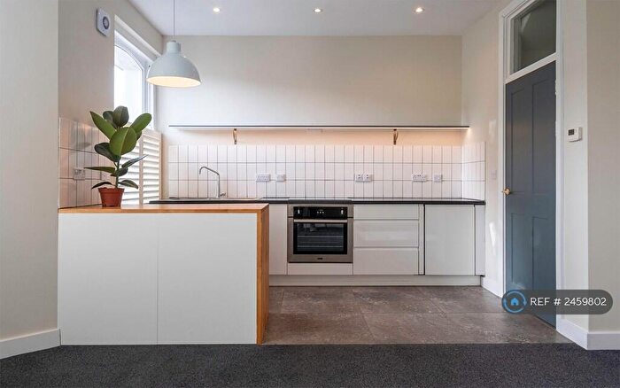 2 Bedroom Penthouse To Rent In Stoke, Plymouth, PL1