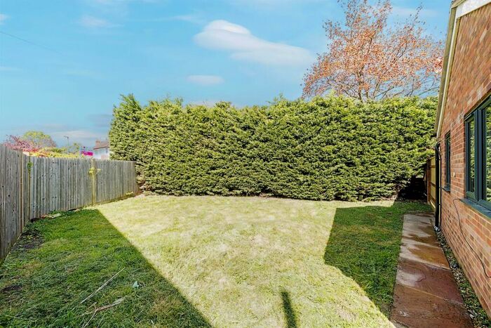 2 Bedroom Bungalow To Rent In Allenby Road, Maidenhead, SL6