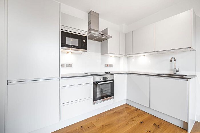 Apartment To Rent In Newtown Road, Henley On Thames, RG9