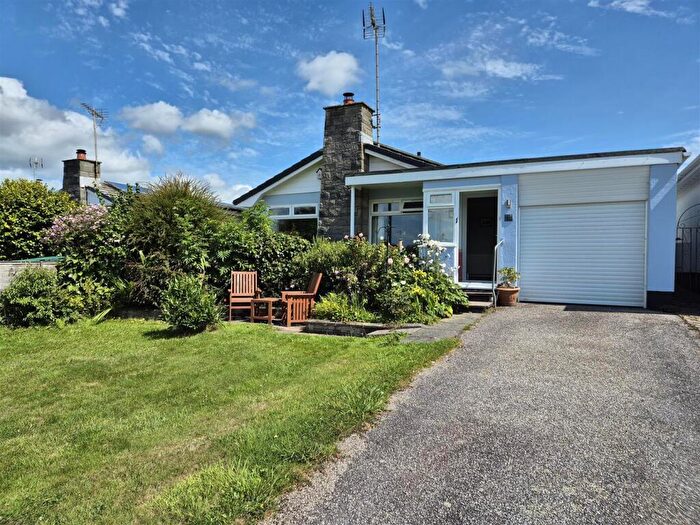 3 Bedroom Detached Bungalow For Sale In Penstrasse Place, Tywardreath, PL24