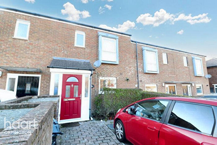 3 Bedroom Terraced House For Sale In Tintagel Road, Orpington, BR5