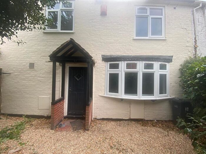 3 Bedroom Detached House To Rent In Farlands Road, Stourbridge, DY8