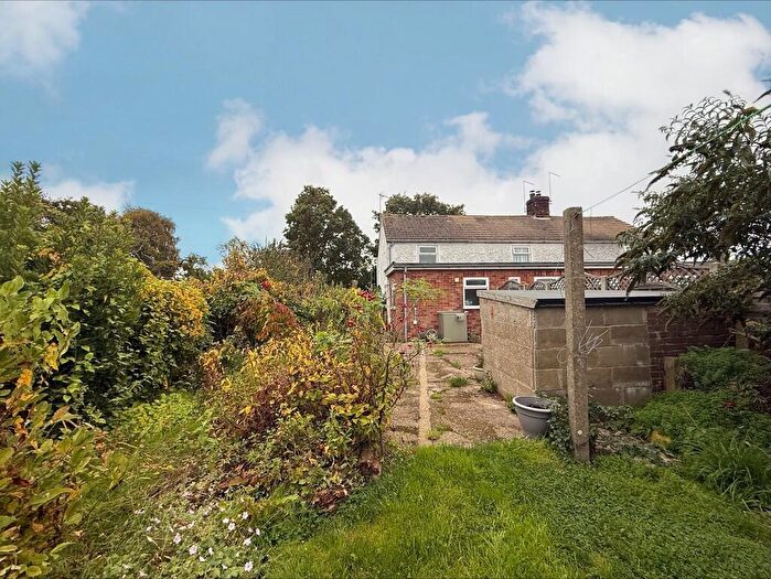 2 Bedroom End Of Terrace House For Sale In Common Road, Hemsby, NR29