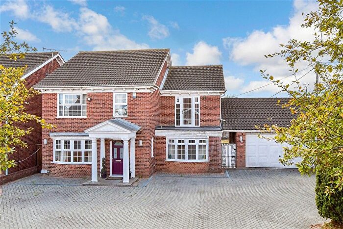 5 Bedroom Detached House For Sale In Latimer Drive, Steeple View, Basildon, Essex, SS15