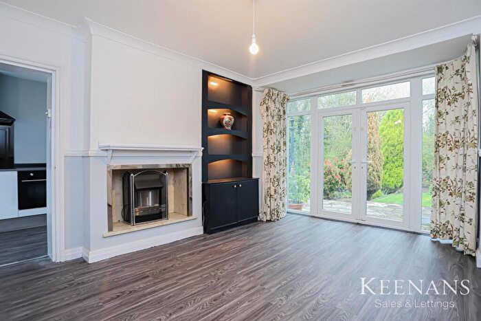 3 Bedroom Detached House To Rent In Welwyn Drive, Salford, M6