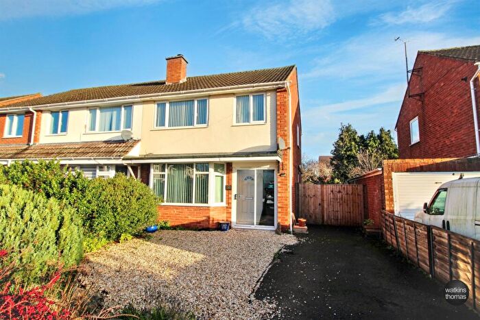 3 Bedroom Semi Detached House For Sale In Glebe Close, Credenhill, Hereford, HR4