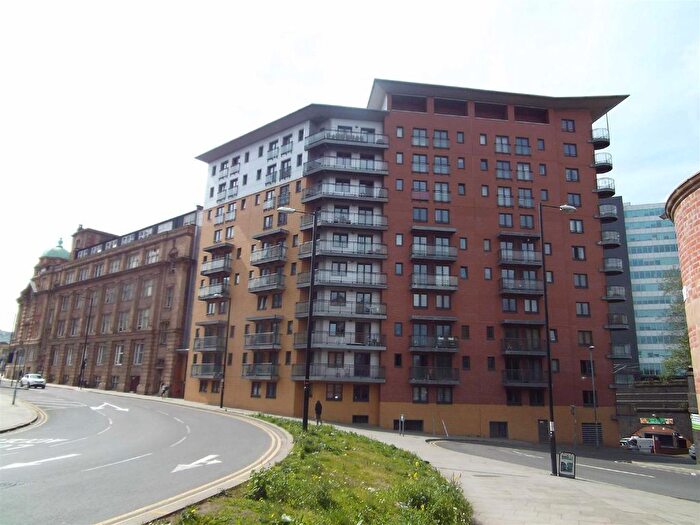 1 Bedroom Flat To Rent In Parkers Apartments, Corporation Street, Manchester, M4