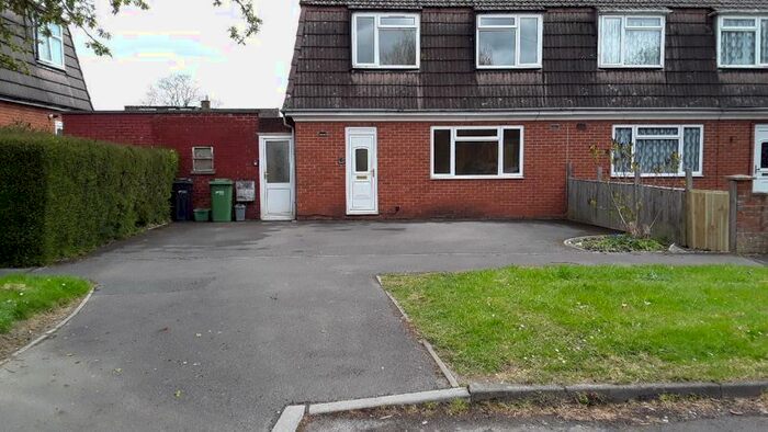 3 Bedroom Property To Rent In Marment Road, Dursley, GL11
