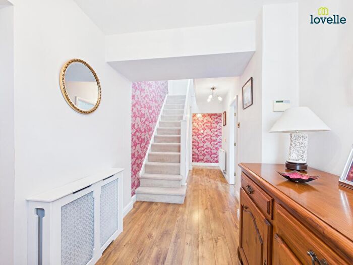 3 Bedroom Detached House For Sale In Main Street, Torksey, LN1