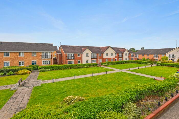 2 Bedroom Flat To Rent In Coleridge Way, Borehamwood, WD6