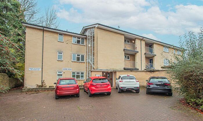2 Bedroom Flat For Sale In Priory Street, Corsham, SN13