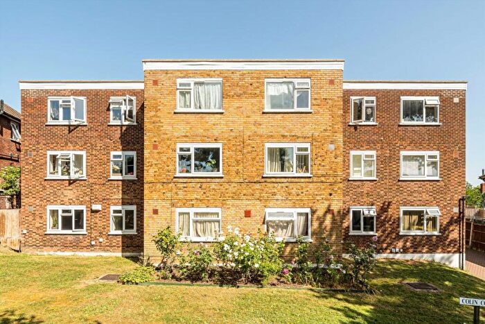 2 Bedroom Flat For Sale In Ravensbourne Park Crescent, Catford, SE6
