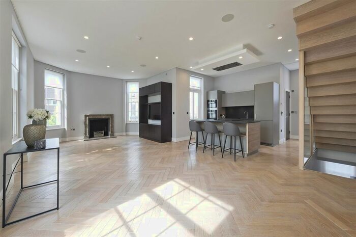 2 Bedroom Flat To Rent In Westbourne Park Villas, London, W2