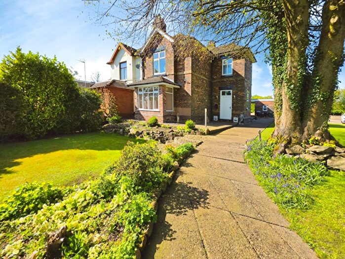 3 Bedroom Semi Detached House For Sale In Mill Hayes Road, Knypersley, Stoke-On-Trent, ST8