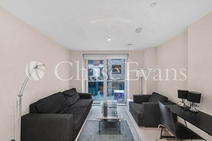 1 Bedroom Flat To Rent In Bezier Apartments, City Road, Shoreditch, London, EC1Y