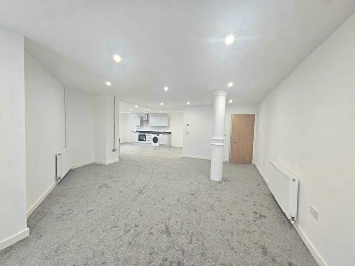 1 Bedroom Apartment To Rent In Duke Street, Bradford, West Yorkshire, BD1