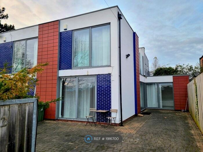 3 Bedroom Semi-Detached House To Rent In Riversdale Road, Aigburth, Liverpool, L19