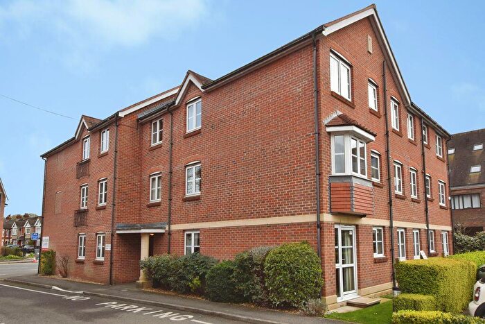 1 Bedroom Retirement Property For Sale In Archers Court, Salisbury ***Watch The Video Tour***, SP1