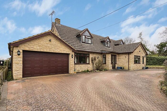 4 Bedroom Property For Sale In Stoke Lyne, Bicester, OX27