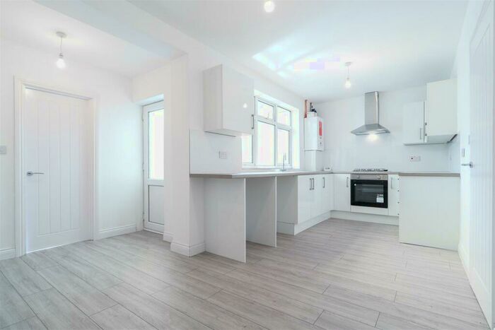 3 Bedroom Terraced House To Rent In Winfield Road, Nuneaton, CV11