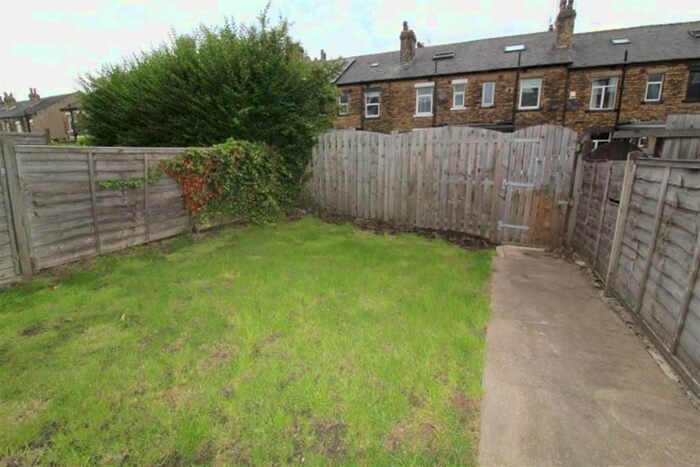 3 Bedroom Terraced House To Rent In Brunswick Road, Pudsey, LS28