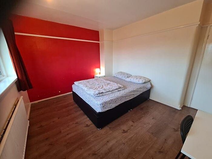 Studio To Rent In Lavender Rise, West Drayton, UB7