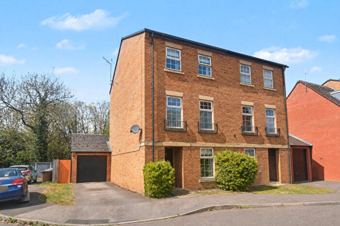 4 Bedroom Semi-Detached House For Sale In Outfield Close, Great Oakley, Corby, NN18