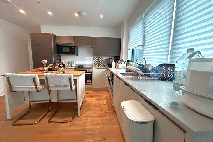 2 Bedroom Flat To Rent In Circa Apartments, Harlington, UB3