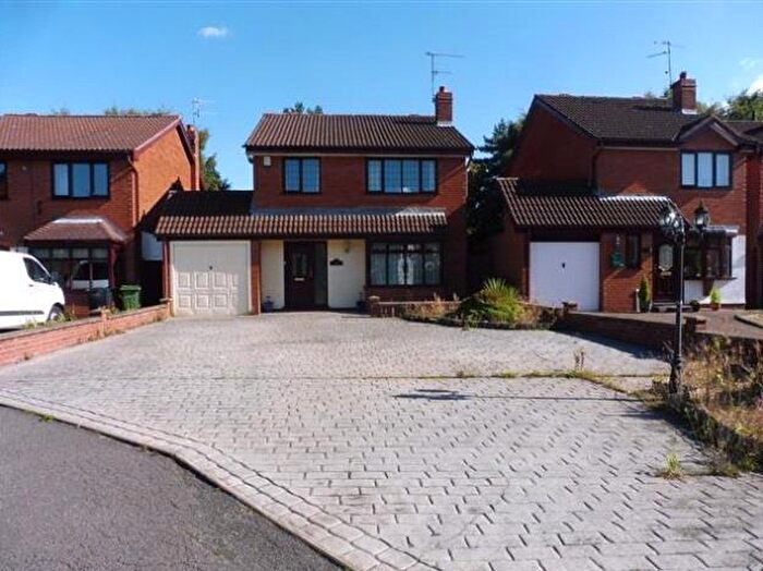 4 Bedroom Detached House To Rent In Elgar Crescent, Brierley Hill, DY5