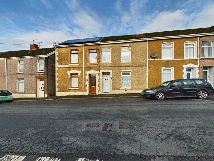 3 Bedroom Terraced House For Sale In Bargoed Terrace, Ponthenri, SA15