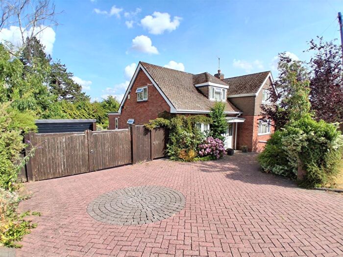 4 Bedroom Detached House For Sale In Peachfield Close, Malvern, WR14