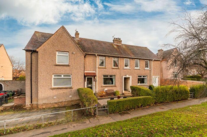 2 Bedroom Terraced House For Sale In Parkgrove Street, Edinburgh, EH4
