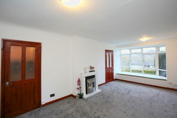 3 Bedroom Terraced House To Rent In Lincombe Rise, Leeds, West Yorkshire, LS8