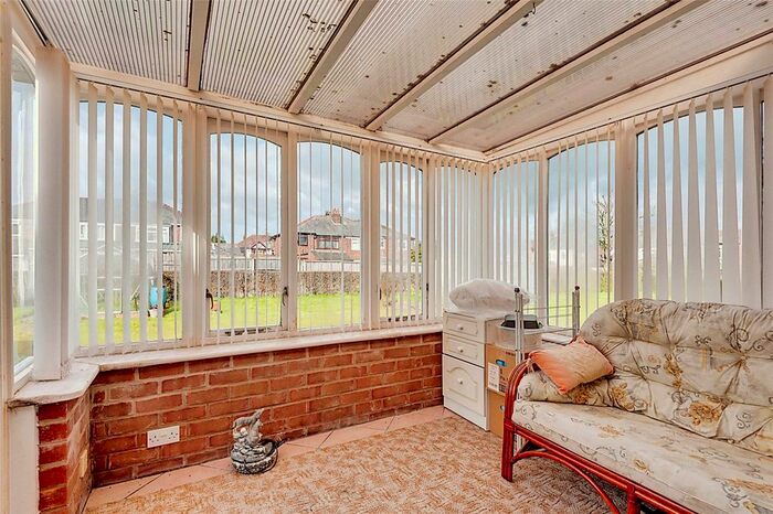 3 Bedroom Bungalow For Sale In Mayfield Avenue, Widnes, WA8