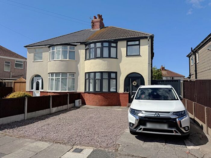 3 Bedroom Semi-detached House For Sale In Bedford Avenue, Thornton-Cleveleys, FY5