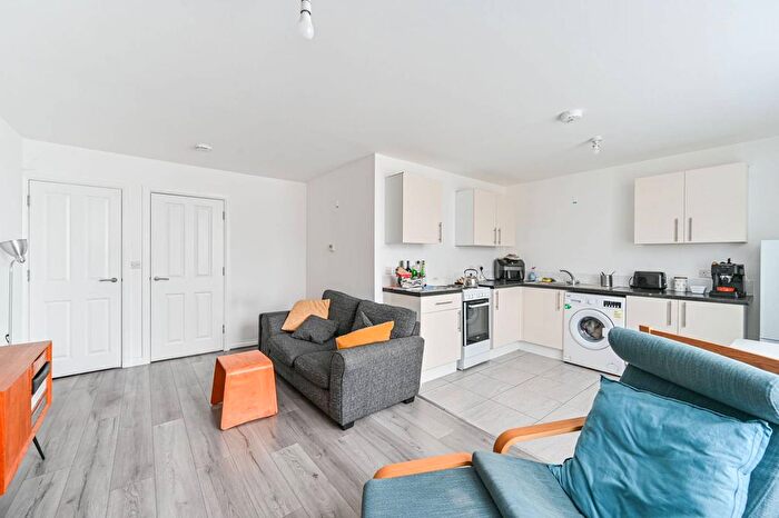 1 Bedroom Flat To Rent In Perry Vale, Forest Hill, London, SE23