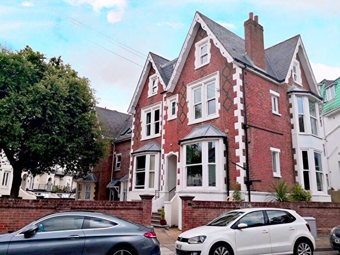 2 Bedroom Property To Rent In Kingscote Villas, Southsea, PO4