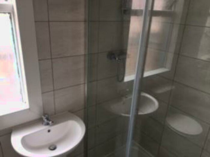 6 Bedroom Terraced House For Sale In Walsgrave Road, Coventry, CV2