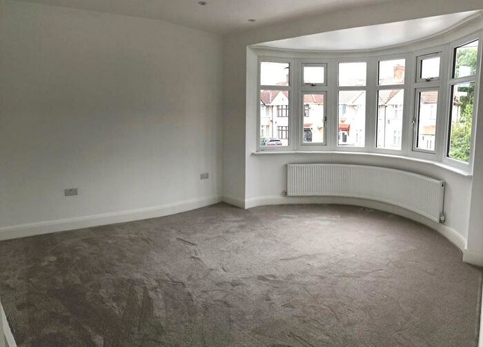 2 Bedroom End Of Terrace House To Rent In Harrow, Greater London, HA3