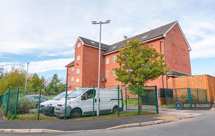 2 Bedroom Flat To Rent In Gadfield Grove, Atherton, Manchester, M46