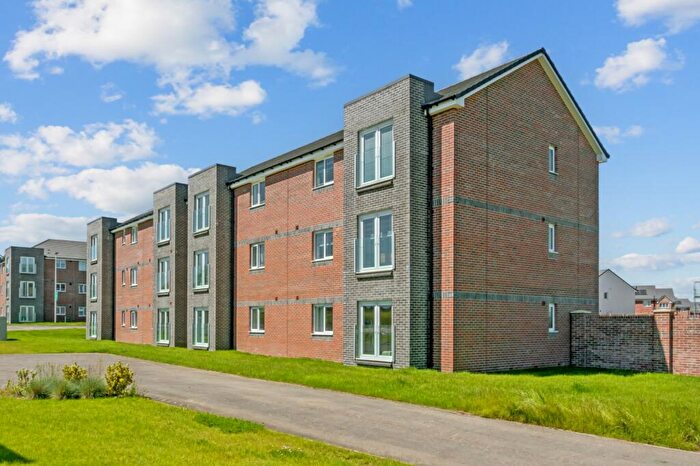 2 Bedroom Flat To Rent In Drummonds Crescent, Stirling, Stirlingshire, FK7