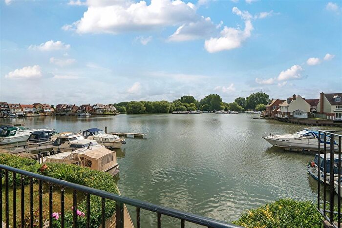 4 Bedroom Terraced House For Sale In West Quay, Abingdon, OX14