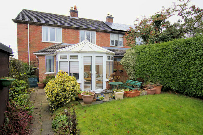 3 Bedroom Semi-Detached House For Sale In Church Lane, Chilcote, DE12