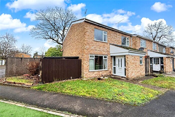 4 Bedroom End Of Terrace House For Sale In Glebewood, Bracknell, Berkshire, RG12